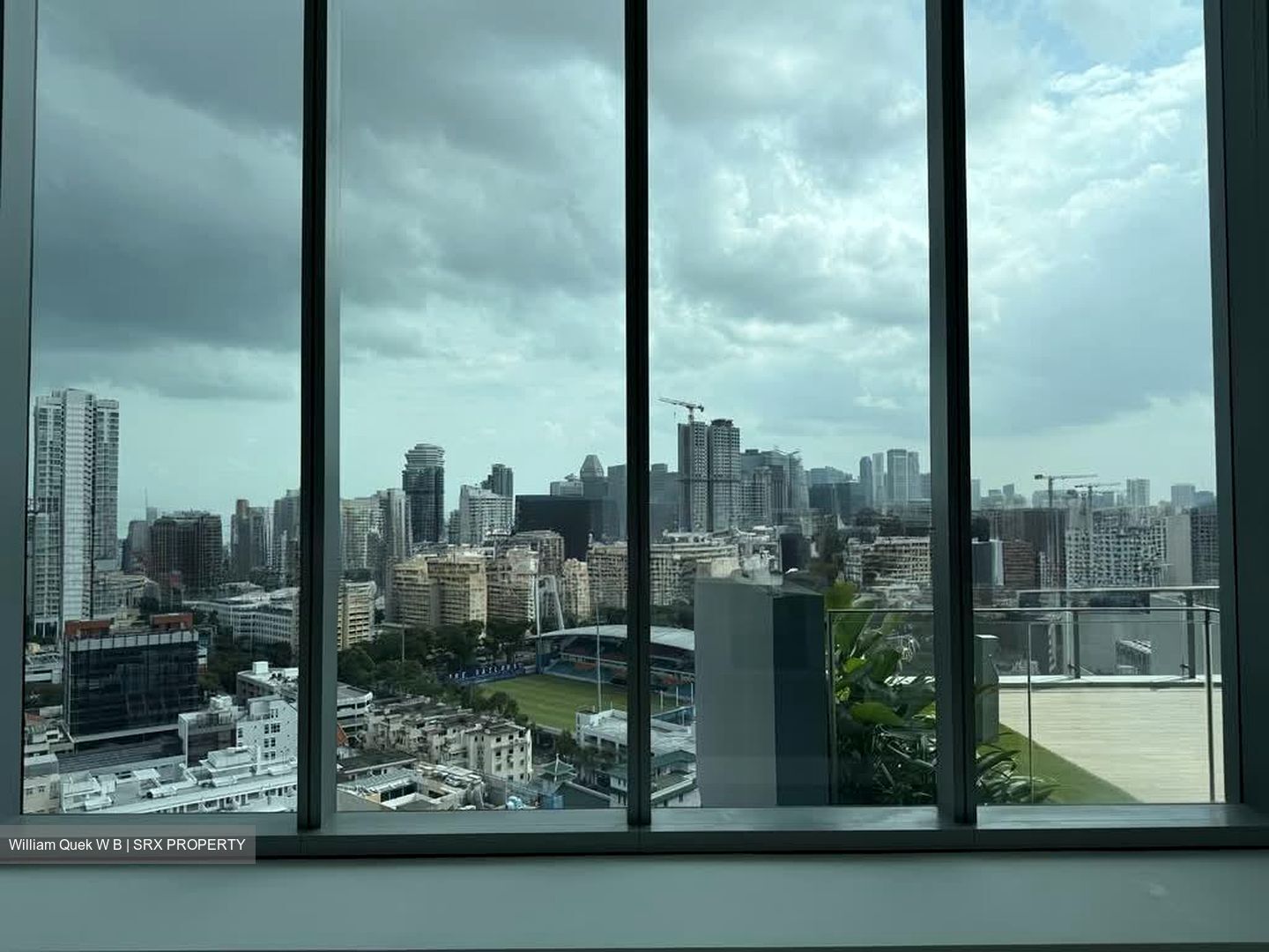 Arc 380 (D8), Office #572564971
